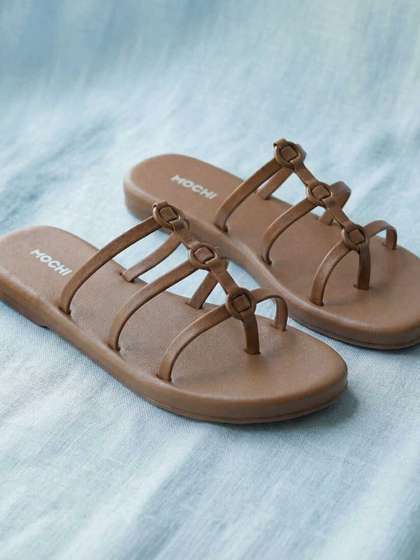 Mochi Women Open Toe
                        Flats