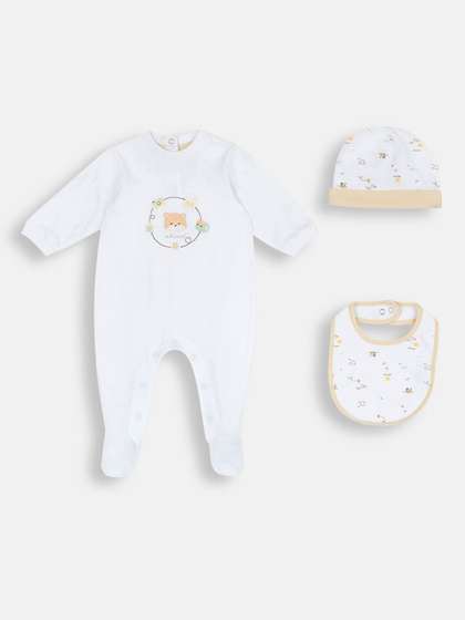 Chicco Unisex Kids Pack
                    of 3 Pure Cotton Baby Apparel Gift Set