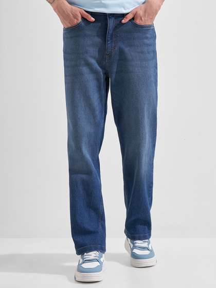 HIGHLANDER Men
                        Regular Straight Mid Rise Mid Wash Jeans