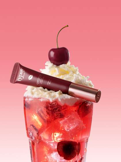 Typsy Beauty Pout
                          Cloud Matte Lip Balm With Ceramides - 8 ml -
                          Cherry Whip 02