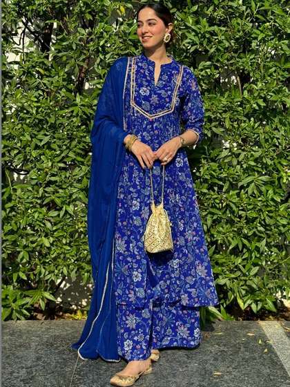 KALINI Women Floral
                        Printed Empire Gotta Patti Kurta with Sharara
                        & With Dupatta