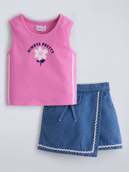 Hopscotch Girls Printed
                    Top with Shorts