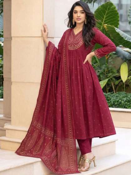 Anouk Women Printed
                        Regular Kurta with Trousers & With Dupatta