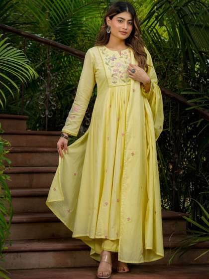 Puretouch Women
                        Floral Embroidered Panelled Thread Work Chanderi
                        Silk Kurta with Trousers & With Dupatta