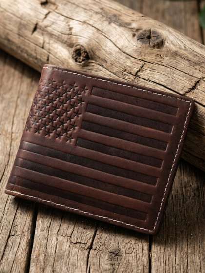 OAKLYN Men Leather
                      Wallets