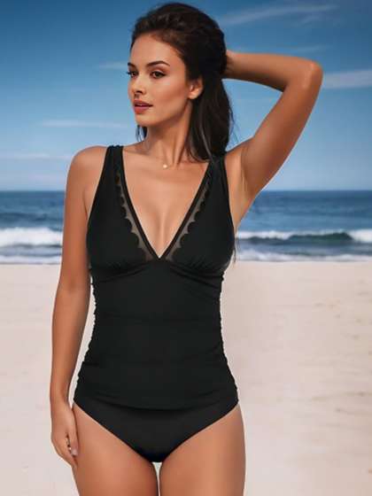 DressBerry V-Neck
                        Swim Set