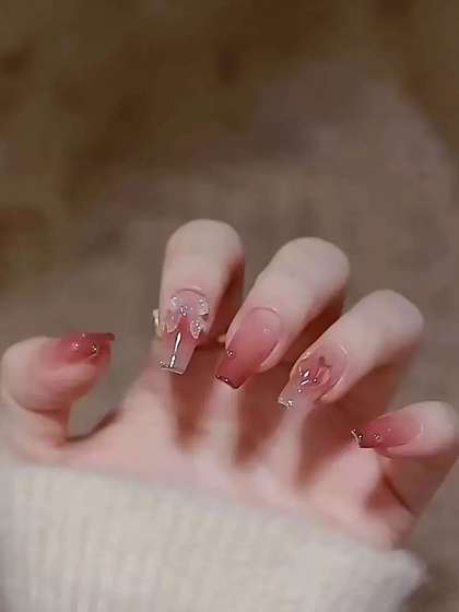 Vembley Set Of 24
                        Stick On Artificial Nails - Red