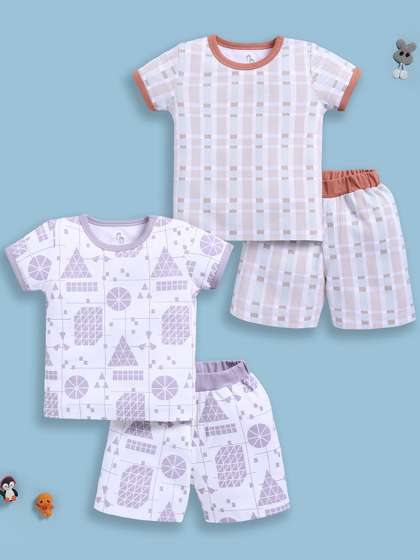 BABY GO Boys Printed
                    T-shirt with Shorts