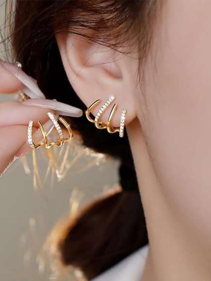 TheVineGirl
                        Geometric Ear Cuff Earrings