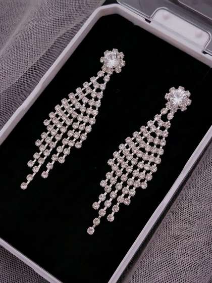 KRISHNA CREATION
                        Geometric Drop Earrings