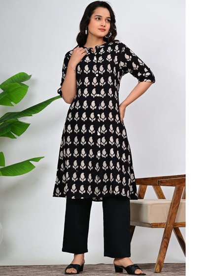 KELWA Botanical
                          Printed Pure Cotton Kurti