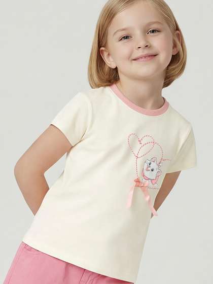 max Girls Graphic
                    Printed Round Neck Cotton T-shirt