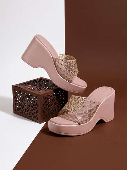 Ishransh Textured PU
                      Party Wedge Mules