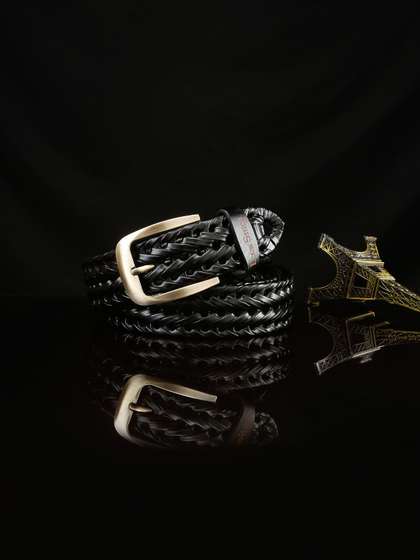LOUIS STITCH Men Woven
                    Designed Leather Belt