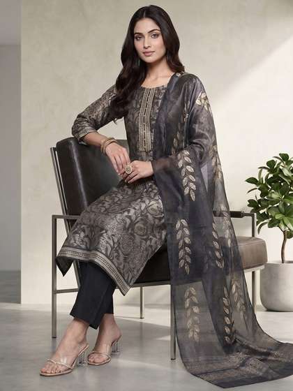 Varanga Women Ethnic
                        Motifs Printed Regular Sequinned Kurta with
                        Trousers & With Dupatta