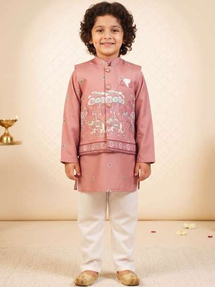 Aj DEZInES Boys Ethnic
                    Motifs Printed Regular Pure Cotton Kurta with
                    Pyjamas