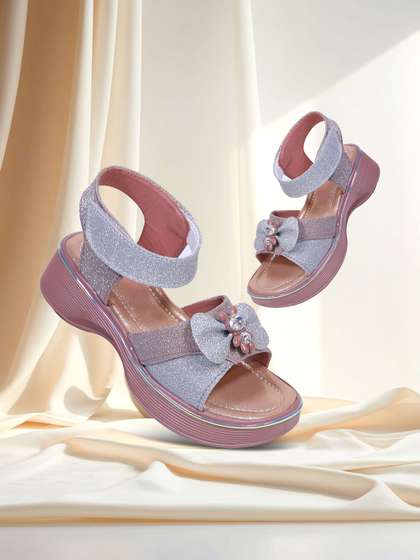 MUKUNDU Girls
                          Textured Party Open Toe Flats with Bows