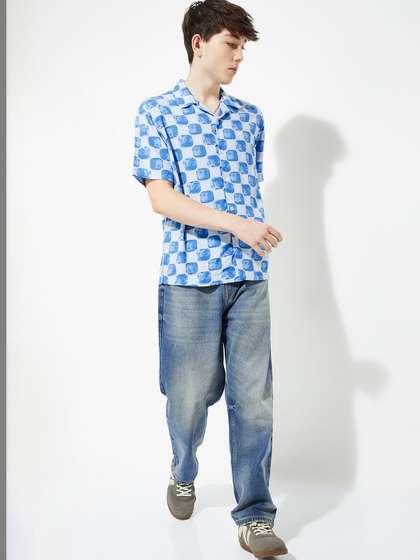 max Geometric Printed
                      Spread Collar Casual Shirt
