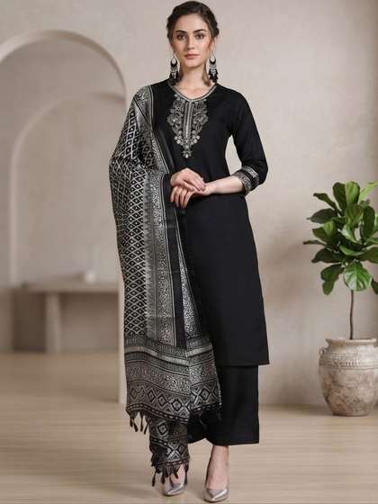 Varanga Women
                          Ethnic Motifs Embroidered Regular Thread Work
                          Kurta with Palazzos & With Dupatta