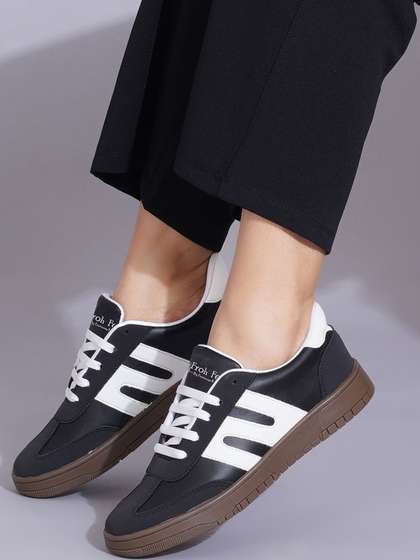 Froh Feet Women
                      Colourblocked Sneakers
