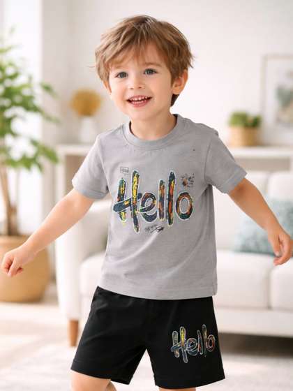 Aakriti Boys Printed
                      Round Neck T-shirt With Shorts