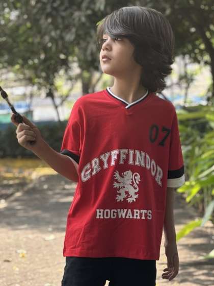 Nap Chief Kids Unisex
                    Harry Potter Printed V-Neck T-shirt