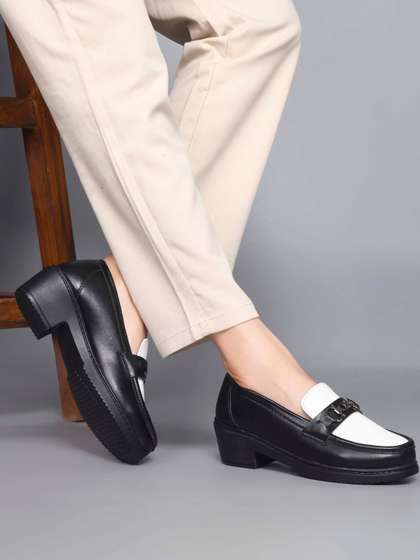 Froh Feet Women
                      Colourblocked Loafers