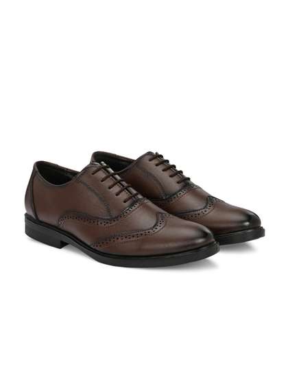 Mast & Harbour
                        Men Textured Round Toe Lace-Ups Formal Brogues