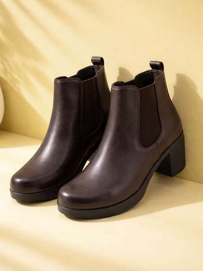 Stylestry Women
                      Chelsea Boots
