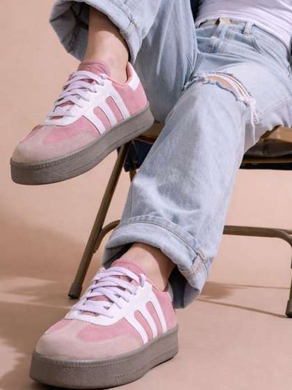 Stylestry Women
                      Colourblocked Sneakers