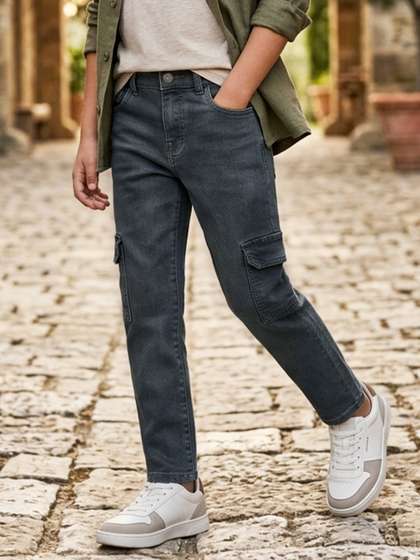 Urbano Juniors Boys
                    Regular Fit Mid-Rise Stretchable Jeans