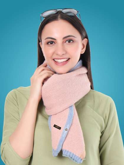Pick Ur Needs Women
                        Woven Design Shawl