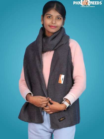 Pick Ur Needs Women
                        Woven Design Shawl
