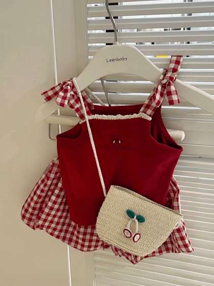 YK Girls Top with
                    Shorts
