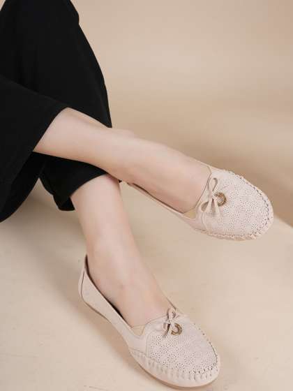 The Roadster
                          Lifestyle Co Round Toe Slip-On Casual Bellies
                          Mojaris