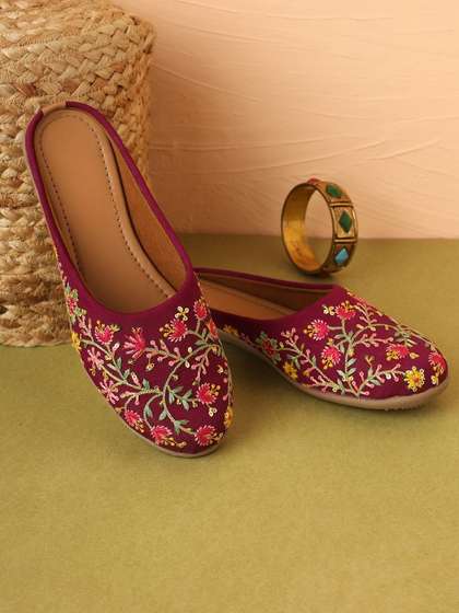 Anouk Women
                        Embellished Party Mojaris with Embroidered
                        Flats