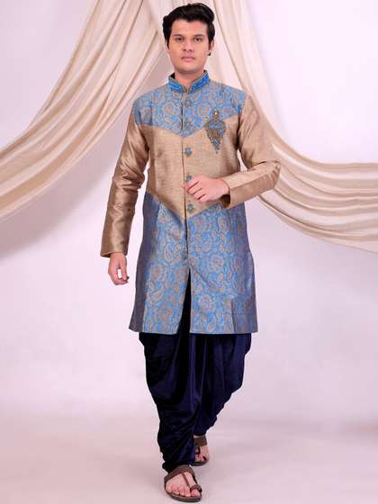 Desibutik Men
                        Embroidered Mandarin Collar Sherwani