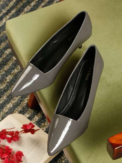 Flat n Heels Work
                        Kitten Pumps