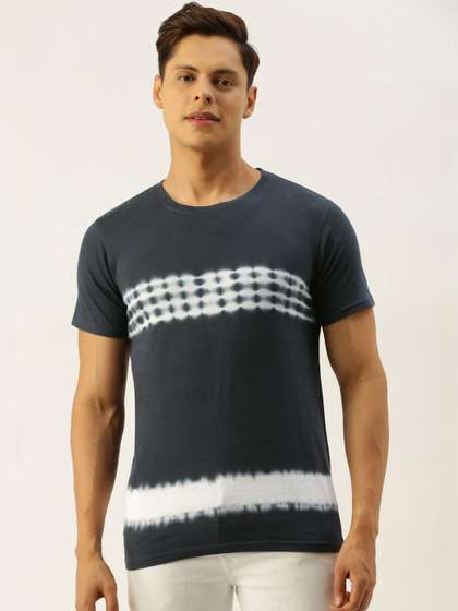 Campus Sutra Men
                          Tie and Dye Dyed T-shirt