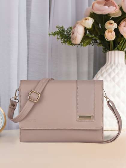 RESHU Sling Bag