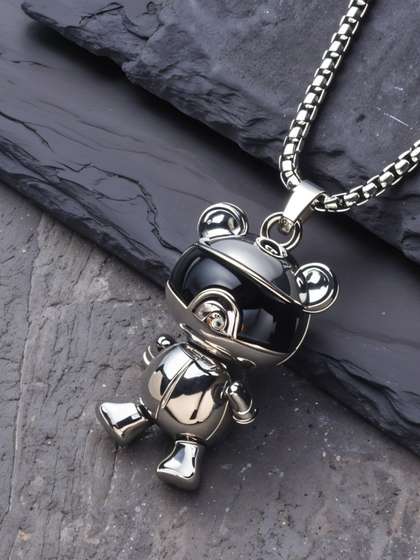 RAPPERSSHOP
                      Silver-Plated Animal Shaped Pendants with Chains