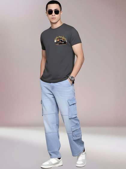 THE BEETLE HOUSE Men
                        Printed T-shirt