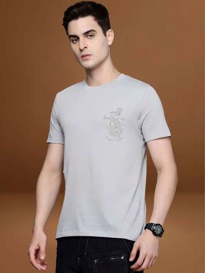 THE BEETLE HOUSE Men
                        Printed T-shirt