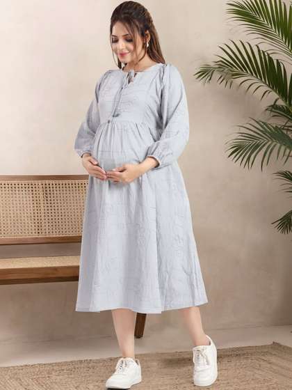 MomsBae Maternity
                        Empire Midi Dress