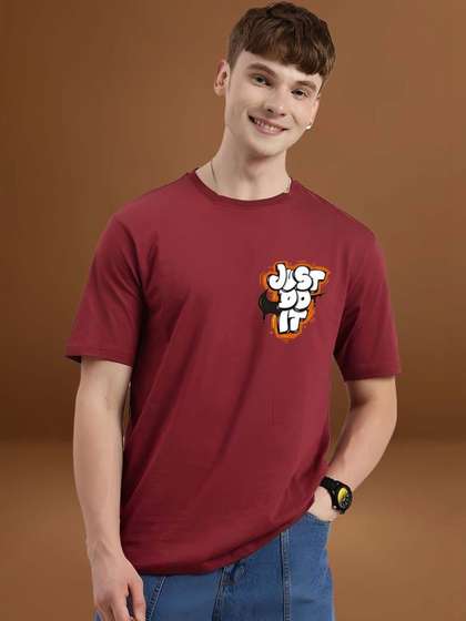 MaverIQ Men
                          Typography Printed T-shirt