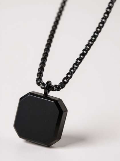 RAPPERSSHOP
                      Silver-Plated Geometric Pendants with Chains