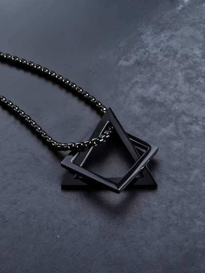 RAPPERSSHOP
                    Silver-Plated Geometric Pendants with Chains