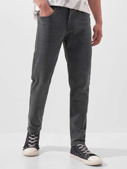 HIGHLANDER Men Grey
                        Tapered Fit Mid-Rise Clean Look Stretchable
                        Jeans