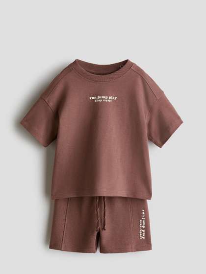 H&M 2-Piece T-Shirt
                    And Shorts Set