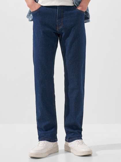 HIGHLANDER Men
                          Straight Fit Mid-Rise Stretchable Jeans